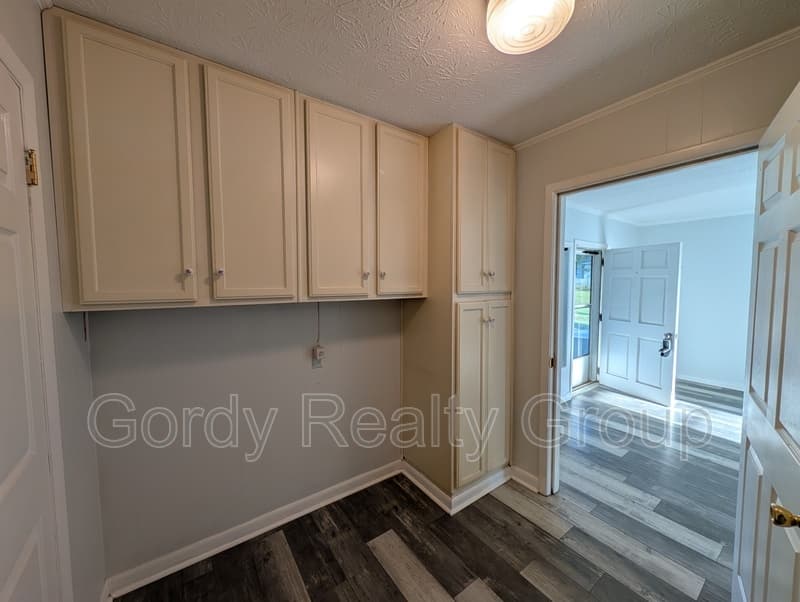 Marianna House: 2994 Madison Street