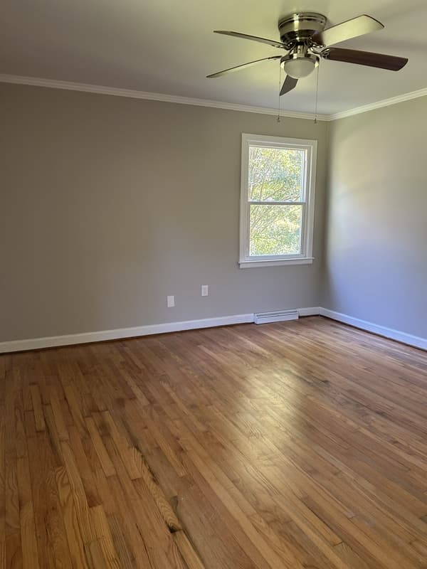 Greenville House: 105 Spring Valley Road
