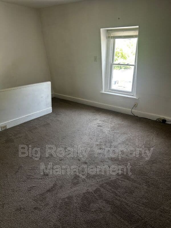 Pottstown House: 441 Walnut St
