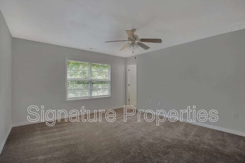 Midlothian House: 4046 Anita Ave