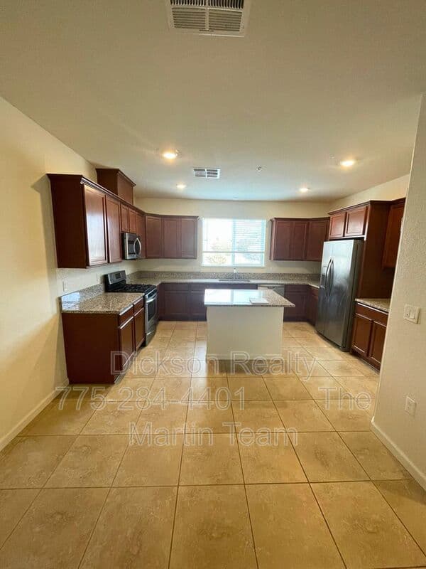 Sparks House: 3050 Sterling Ridge Circle