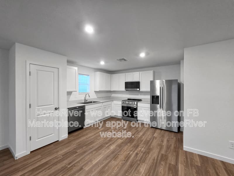 Arizona City House: 14977 S Avalon Rd