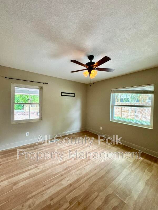 Winter Haven House: 933 N Lake Otis Dr