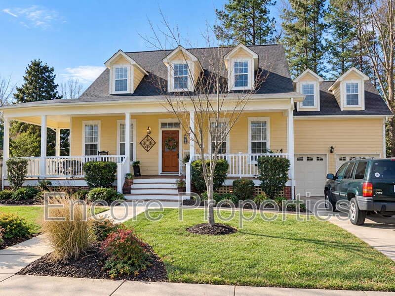 Raleigh House: 10501 Neland Street