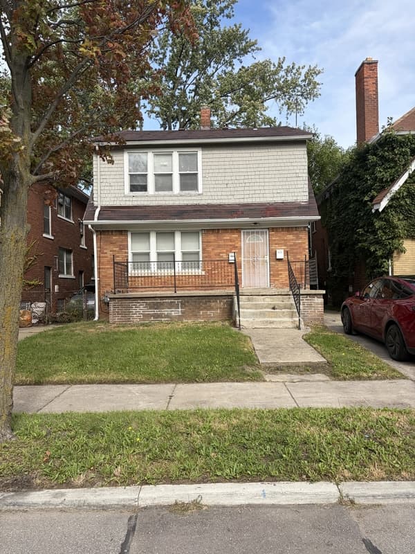 Detroit Condo: 4240 Waverly Street - 1