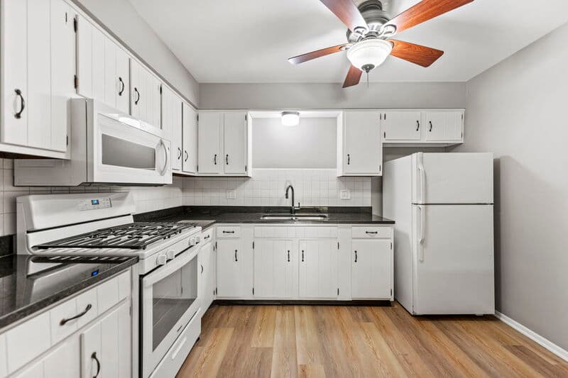 Rockford Condo: 3111 Jacqueline Drive - 2