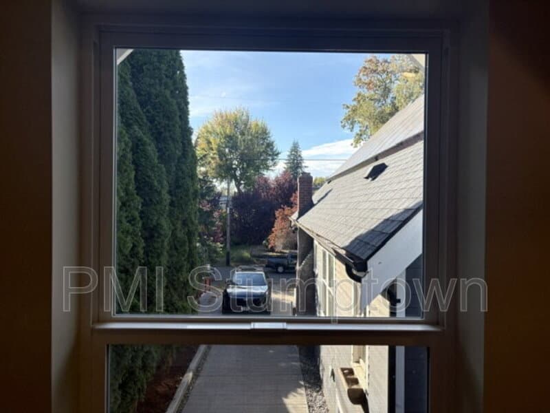 Portland Condo: 3538 NE 65th Ave