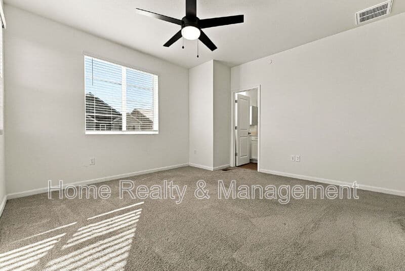 Erie Townhome: 1364 Penner Dr