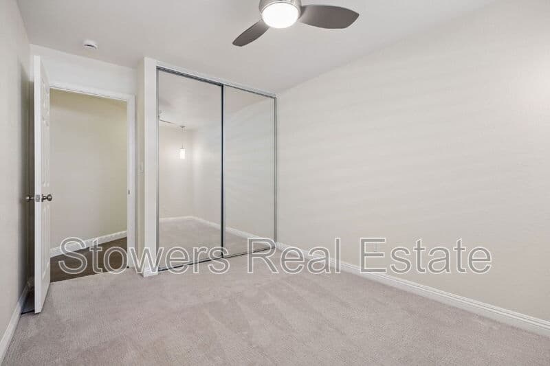 Pleasant Hill House: 26 Driftwood Court