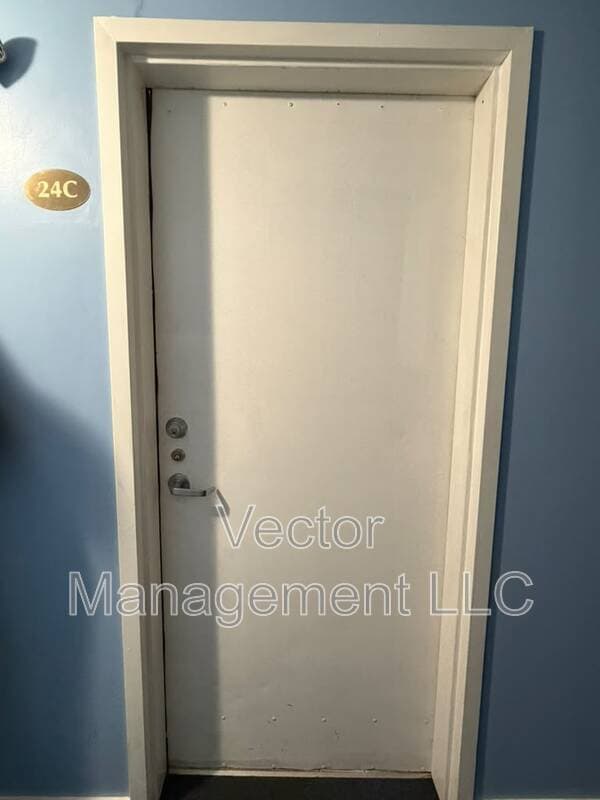 Hamden Condo: 1349 Dixwell Avenue - 24