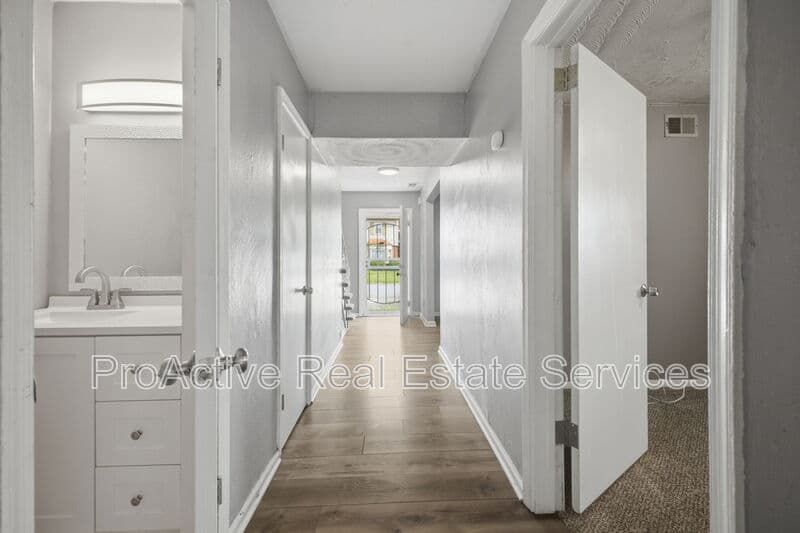 Chesapeake Condo: 600 Harbour North Dr