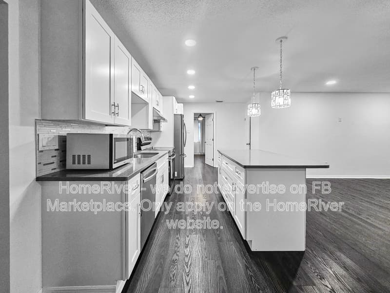 Nokomis House: 420 Signorelli Dr