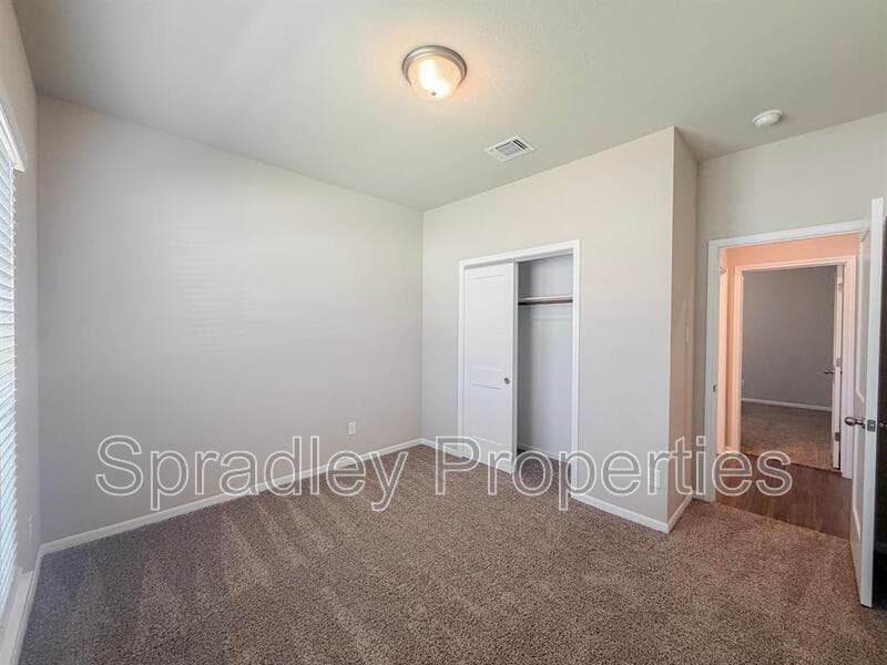 Temple House: 2037 Yarrelton Dr.