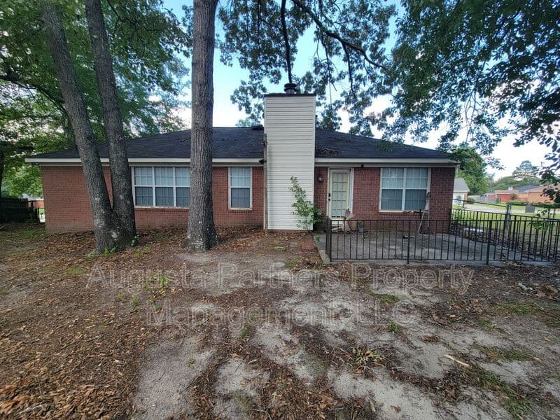 Hephzibah House: 2312 Perot Drive