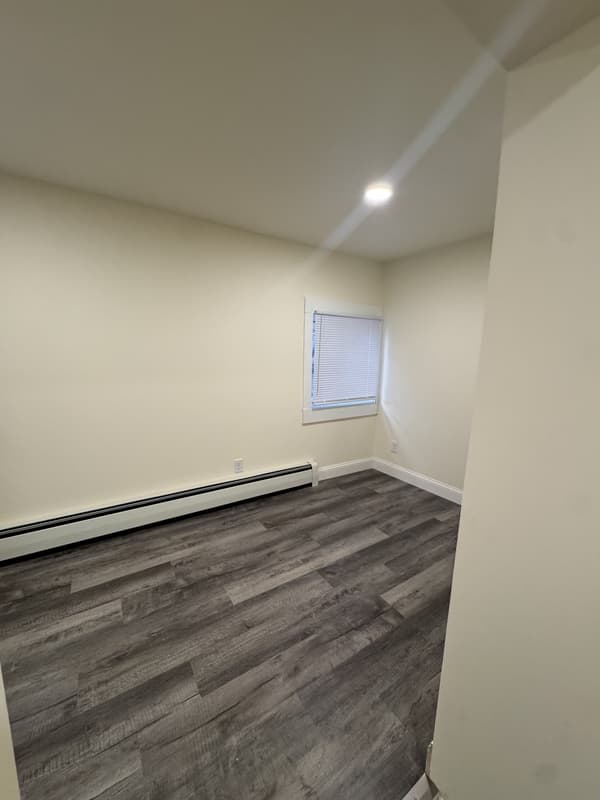 Burlington Condo: 252 College Street, Unit 1