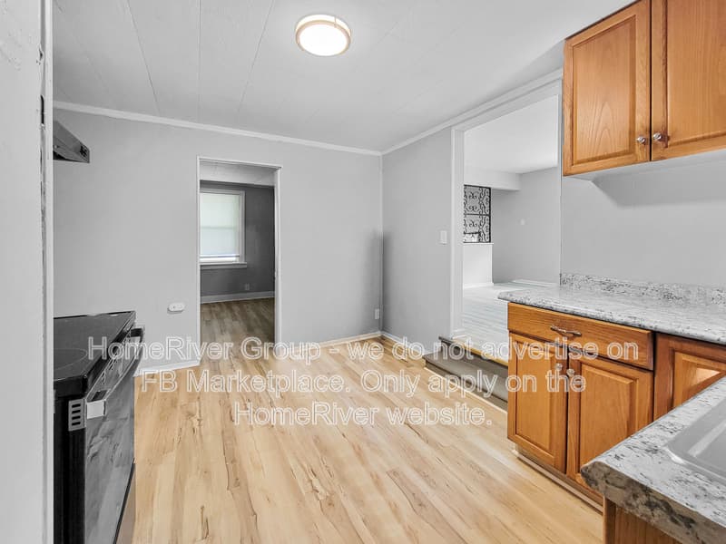Jennings House: 8949 Huiskamp Ave