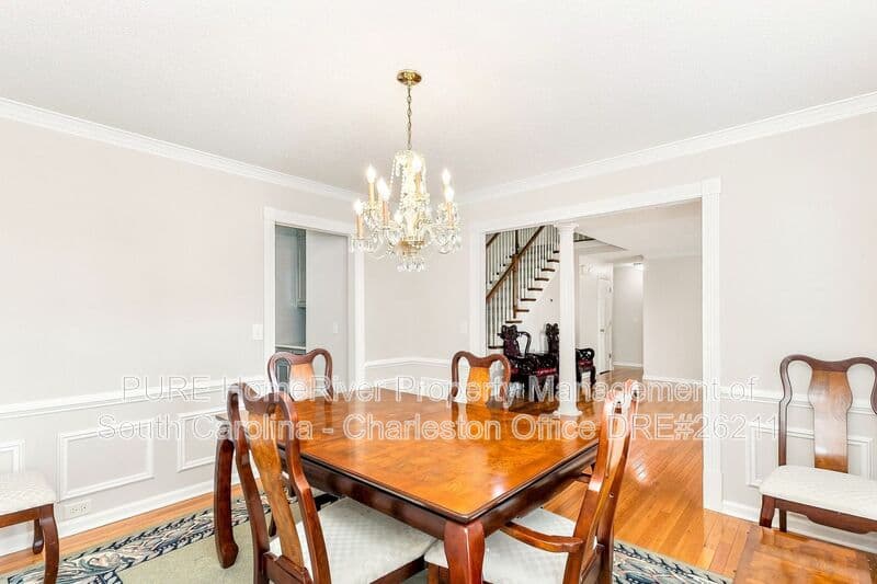 Goose Creek House: 116 Ethanhill St.