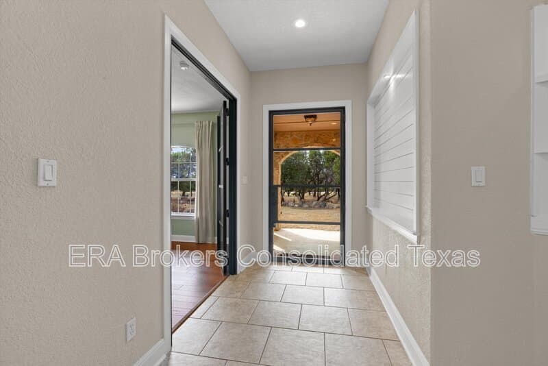 Leander House: 2031 Palos Verdes