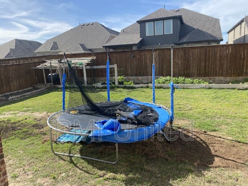 Fort Worth House: 429 Halwin Drive