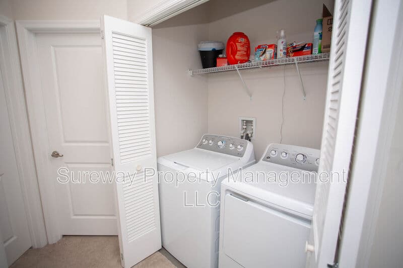 Pennsauken Townhome: 52 Hamilton Ct