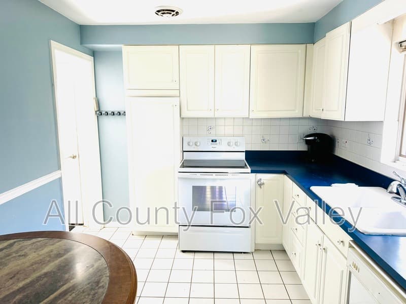 Highland Park House: 1370 Arbor Avenue