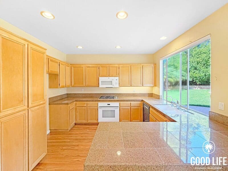 Carlsbad House: 3536 Corte Yolanda