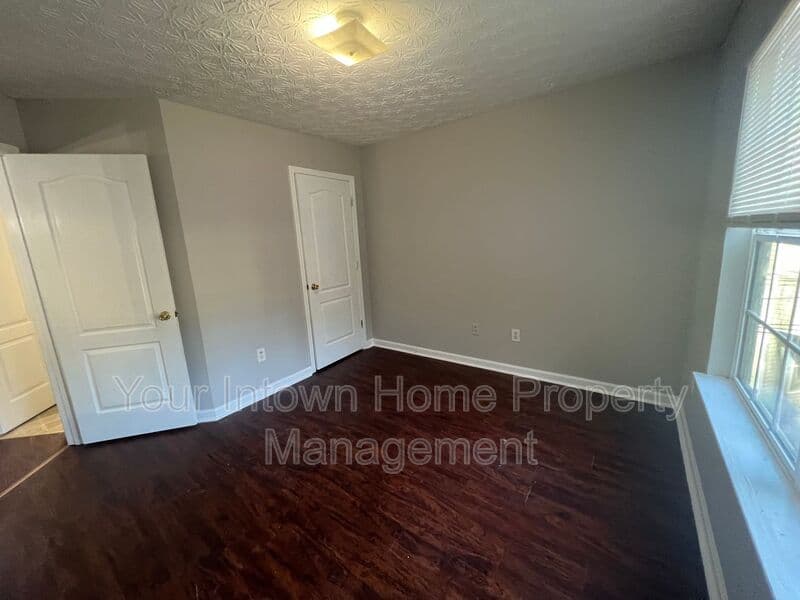Jonesboro House: 8480 Moultrie Dr.