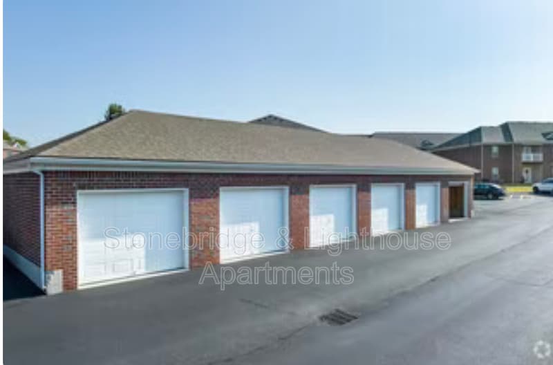 Jeffersonville Condo: 201 Stonebench Circle
