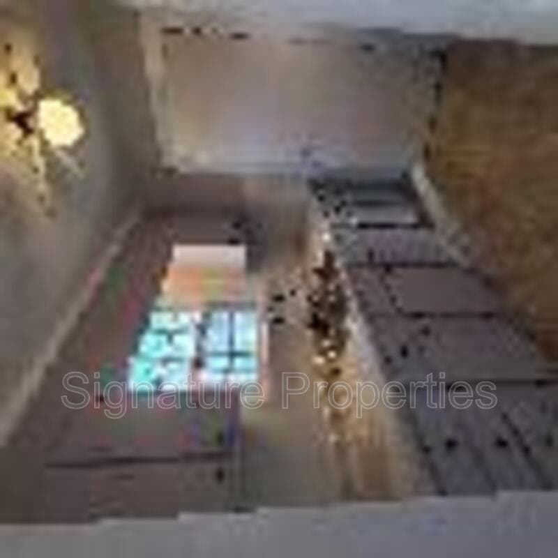 Richmond Condo: 903 Lake Rd