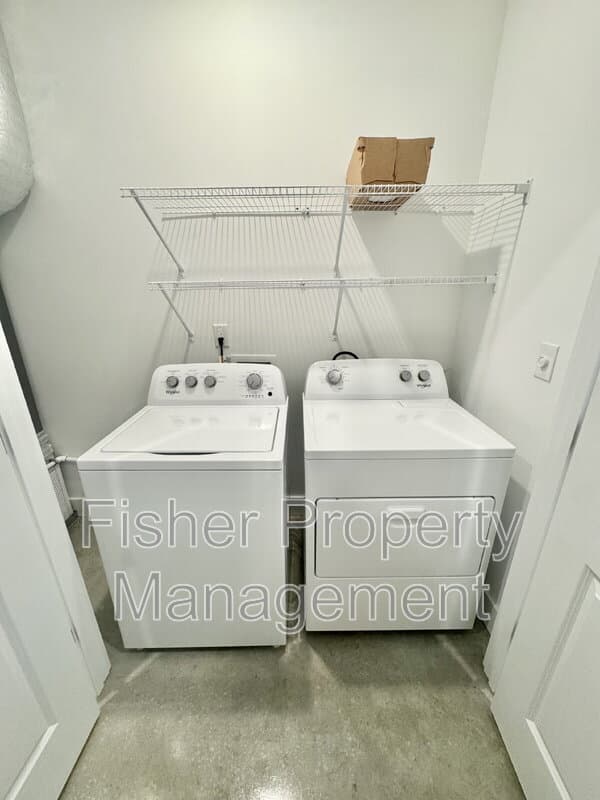 Richmond Condo: 1412 Rogers St