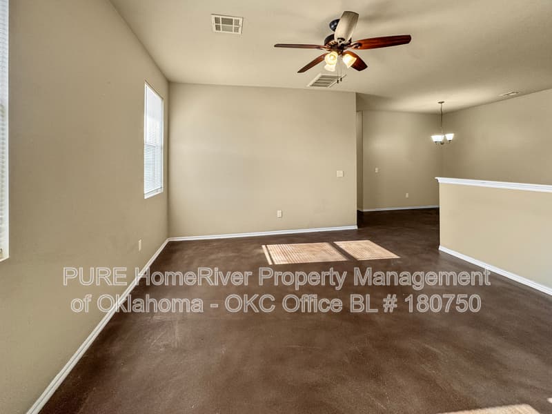 Edmond Condo: 100 Ashley Dr
