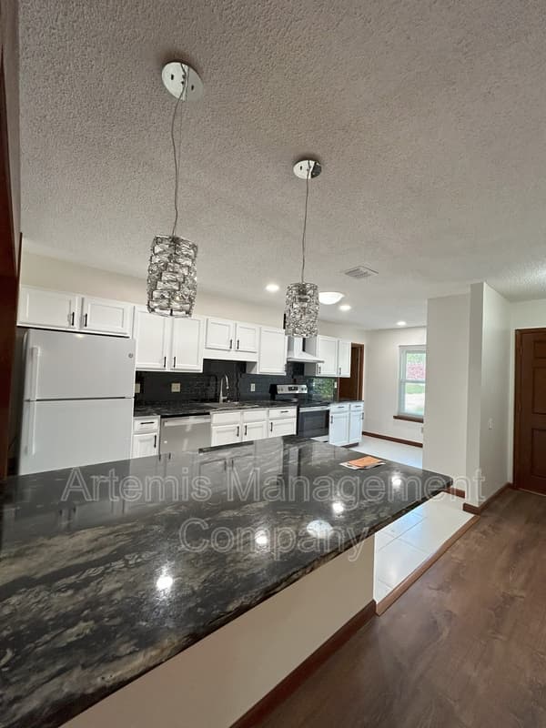 Jacksonville House: 12421 Bears Den Court