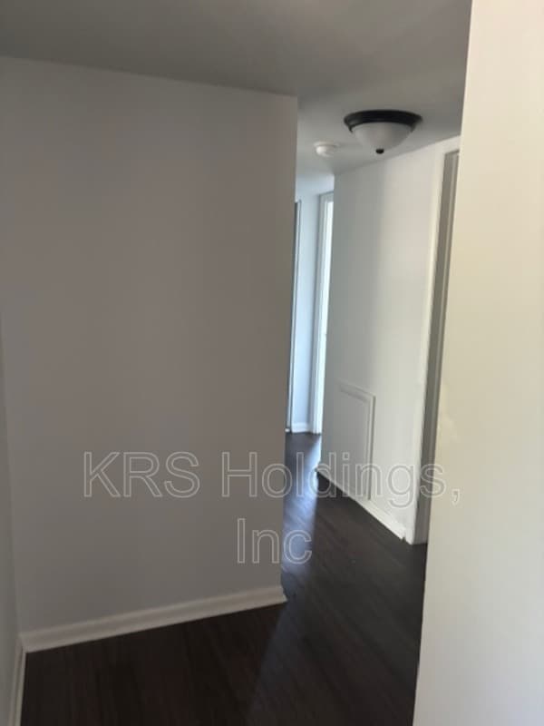Richmond Condo: 5606 Crenshaw