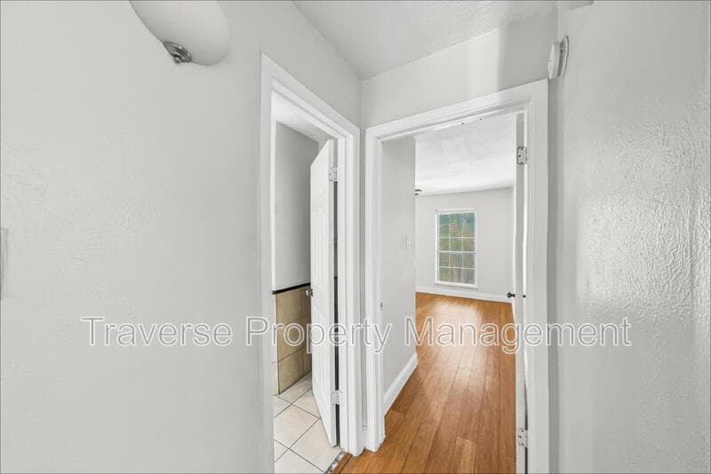 Arlington Condo: 1108 Quail Valley Ln