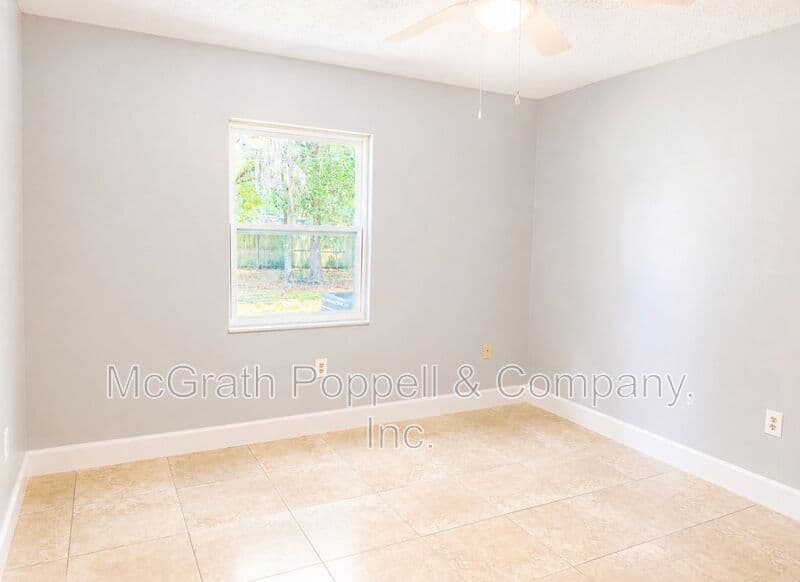 Lakeland Condo: 7702 Chase Rd