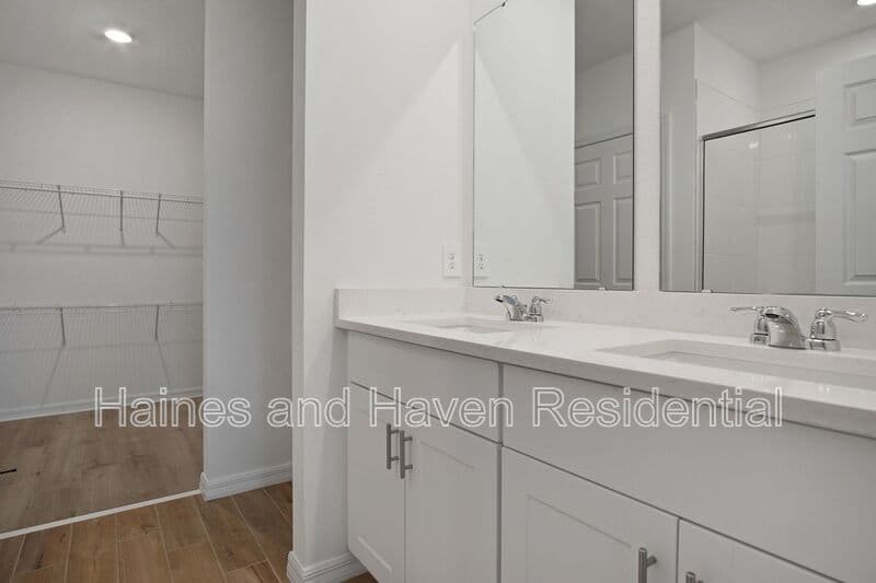 Haines City House: 1378 Current Pl