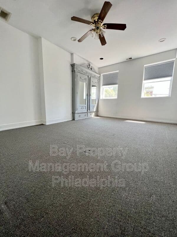 Philadelphia House: 412 N 32nd St