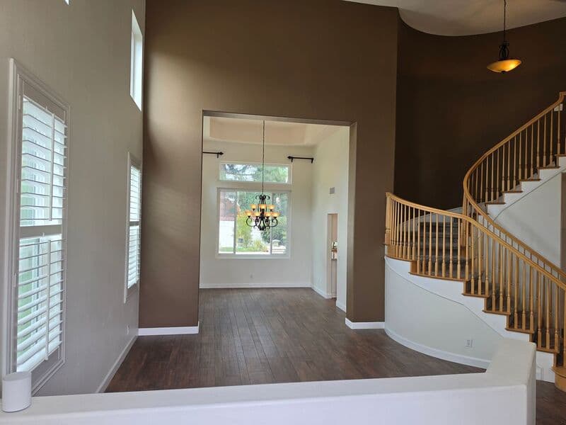 Tustin House: 12425 Woodhall Way