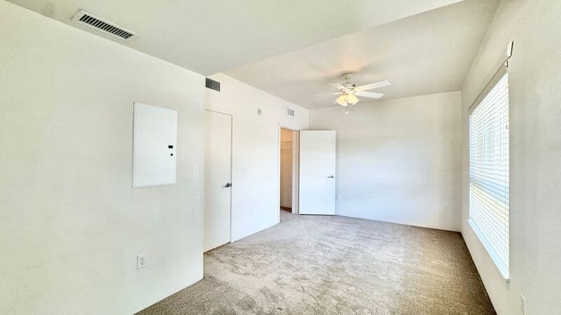 Kailua Condo: 445 Kailua Road