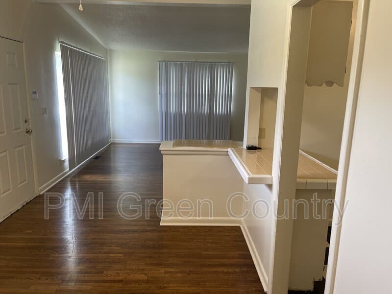 Tulsa House: 5430 North Frankfort Place