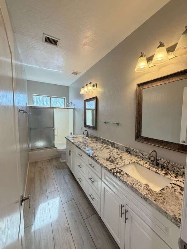 Phoenix House: 16823 S 14th Ln