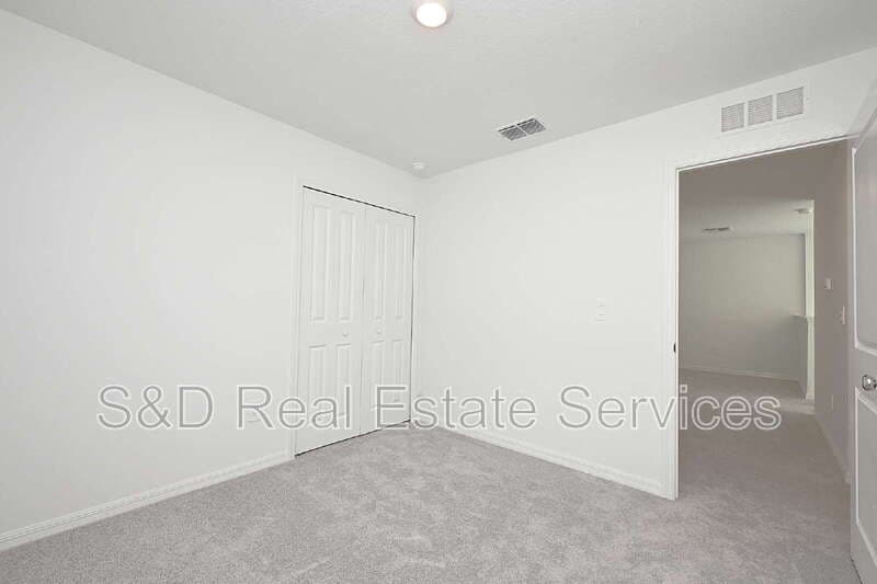 Lakeland House: 7847 Abagail Dr.