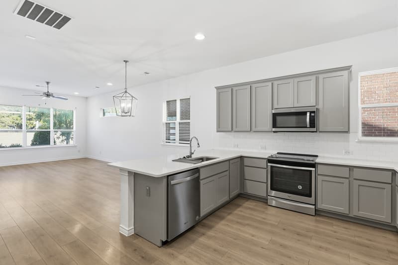 Fort Worth House: 2825 Stanley Avenue