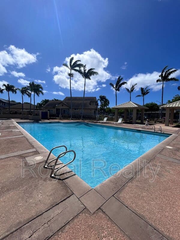 Ewa Beach Townhome: 91-2011 Kaioli Street