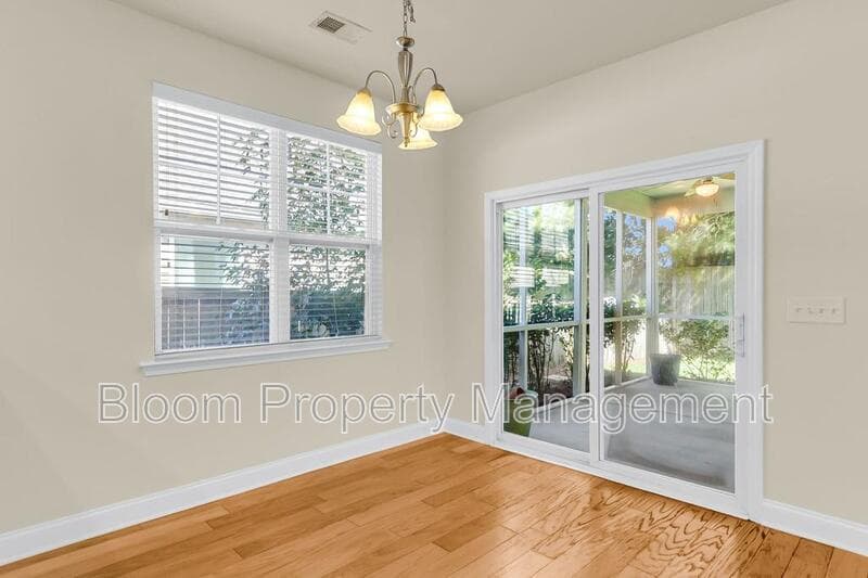 Mount Pleasant House: 2649 Lohr Dr