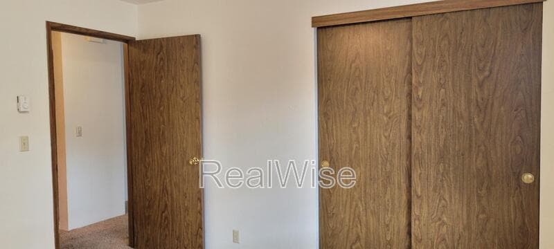 Grants Pass Condo: 832 NE D St
