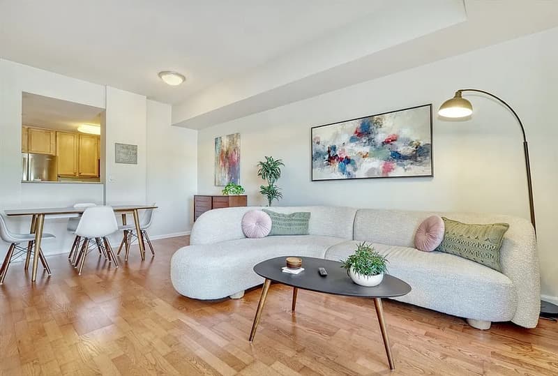 Middleton Condo: 36 Village Rd