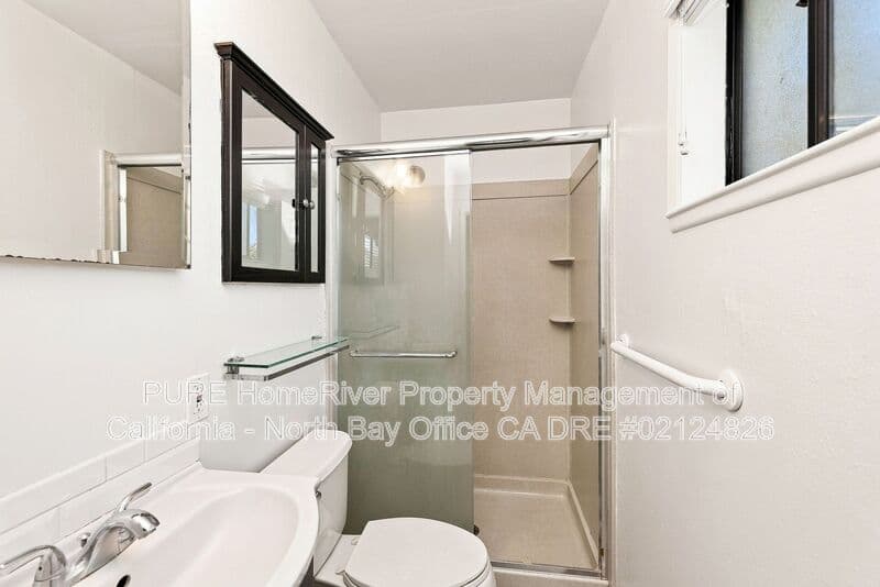 Rohnert Park House: 257 Allan Avenue