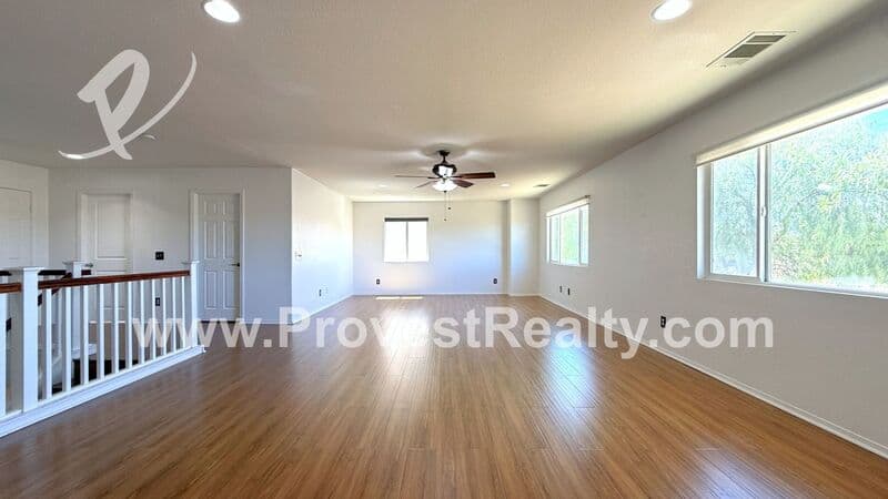 Hesperia House: 9172 Ocotillo Ave