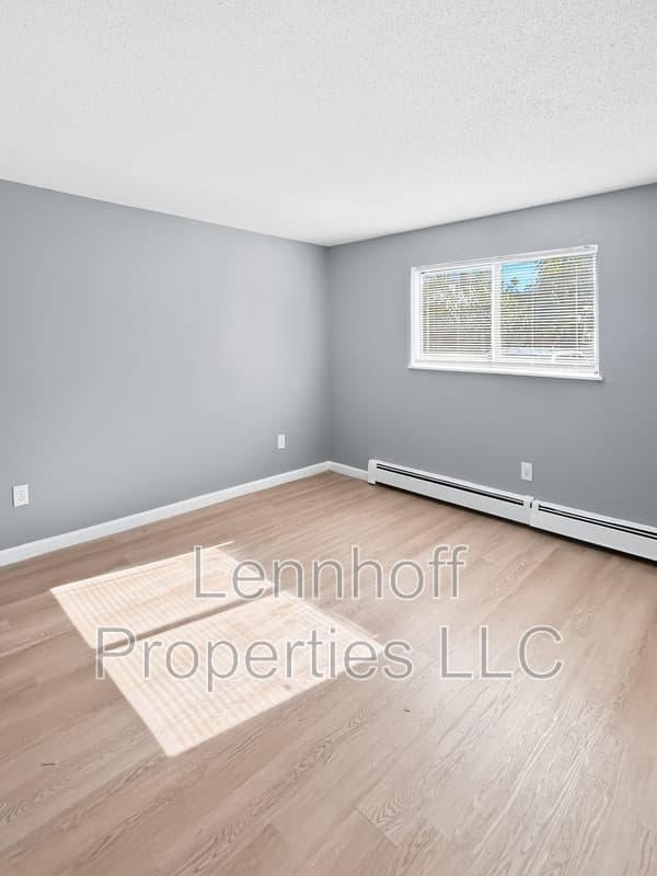 Lowell Condo: 861 - 871 Middlesex Street - 861-7